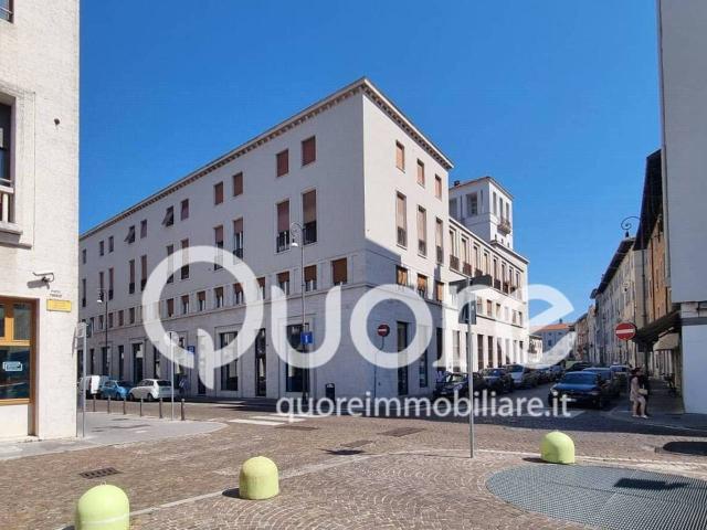 Negozio in affitto a Udine