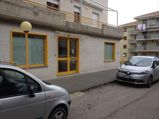 Negozio in affitto a Vasto