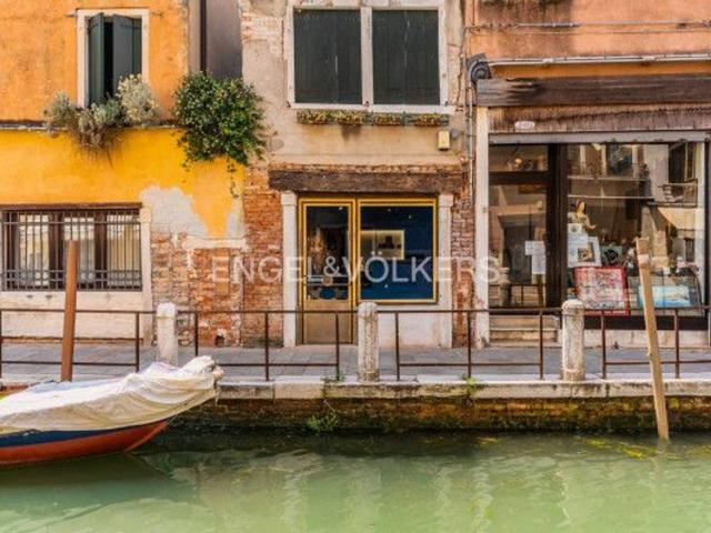 Negozio in affitto a Venezia