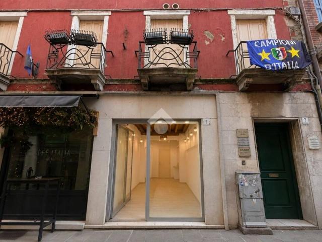 Negozio in affitto a Venezia