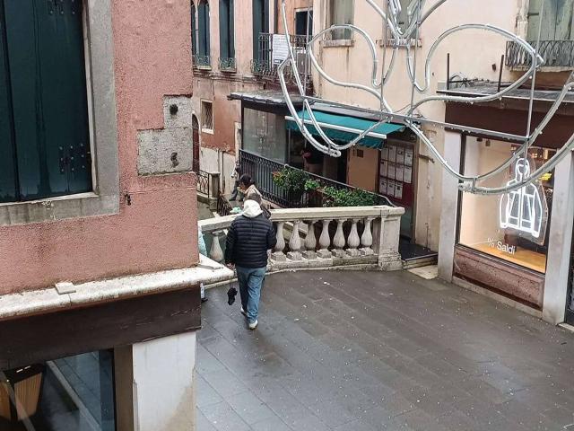 Negozio in affitto a Venezia