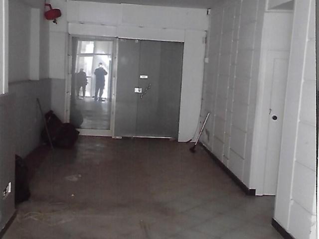 Negozio in affitto a Velletri