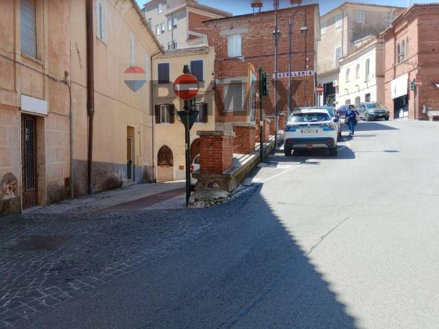 Negozio in affitto a Veroli