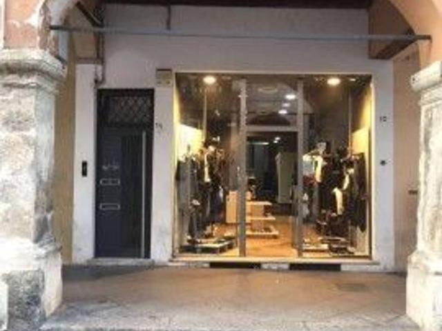 Negozio in affitto a Vicenza