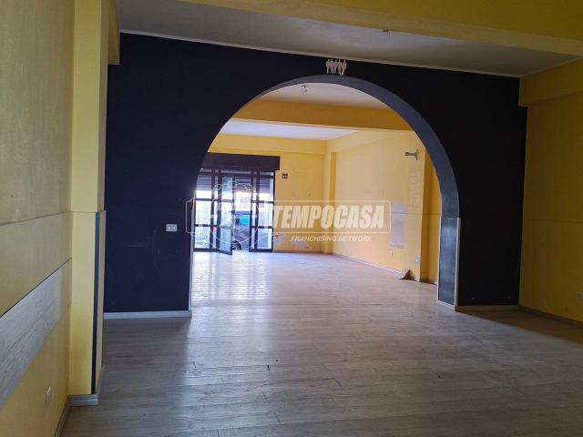 Negozio in affitto a Villafranca Tirrena