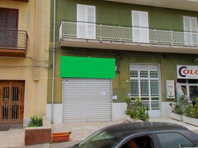 Negozio in affitto a Alcamo