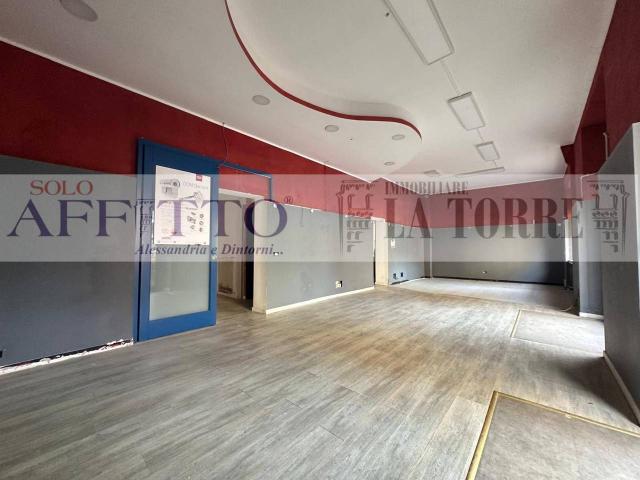 Negozio in affitto a Alessandria
