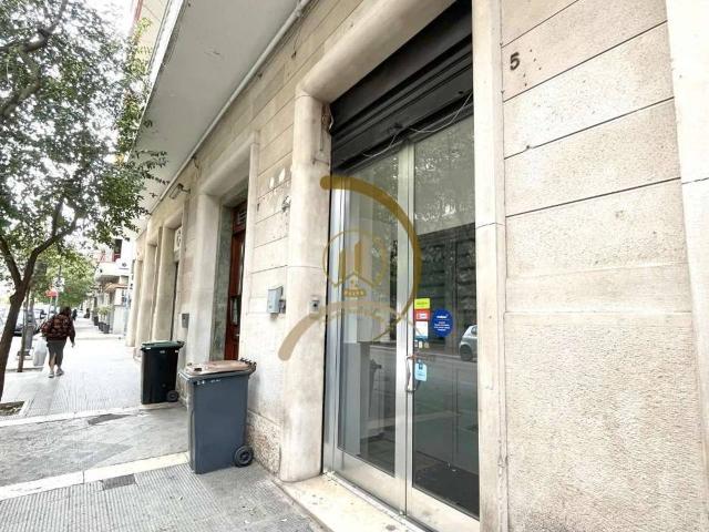 Negozio in affitto a Andria