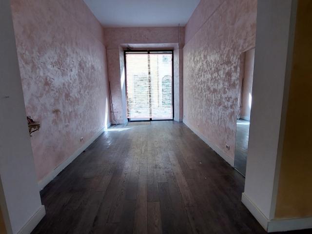 Negozio in affitto a Arezzo