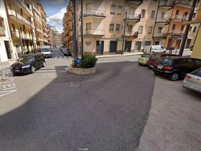 Negozio in affitto a Avellino