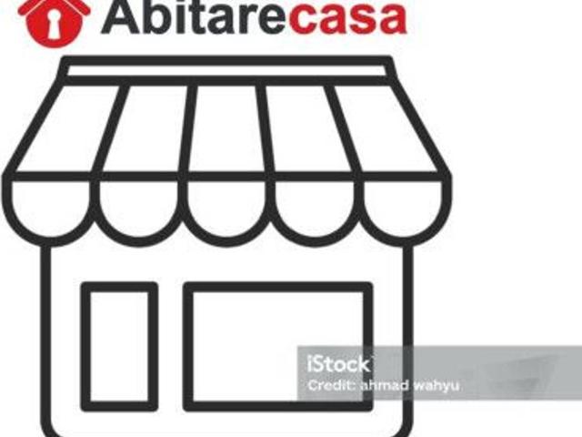 Negozio in affitto a Aversa