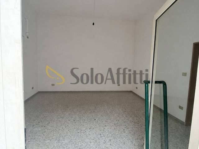 Negozio in affitto a Barletta