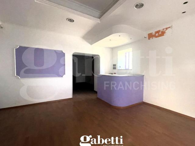Negozio in affitto a Bellona