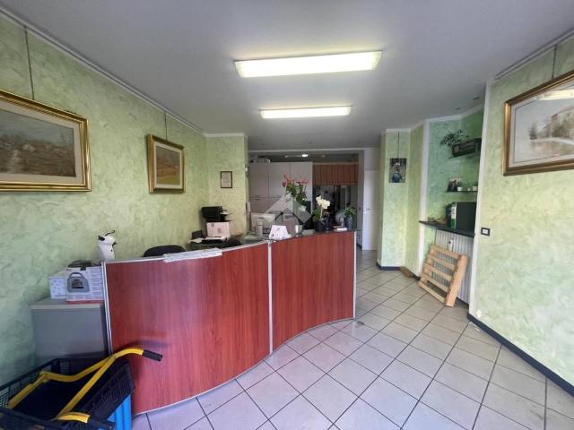 Negozio in affitto a Brescia