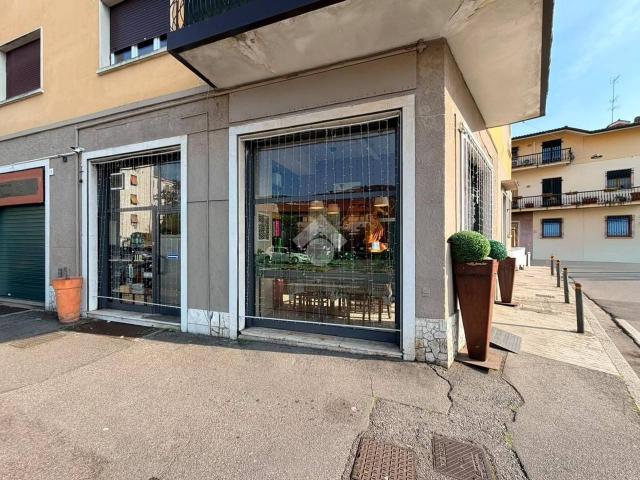 Negozio in affitto a Brescia