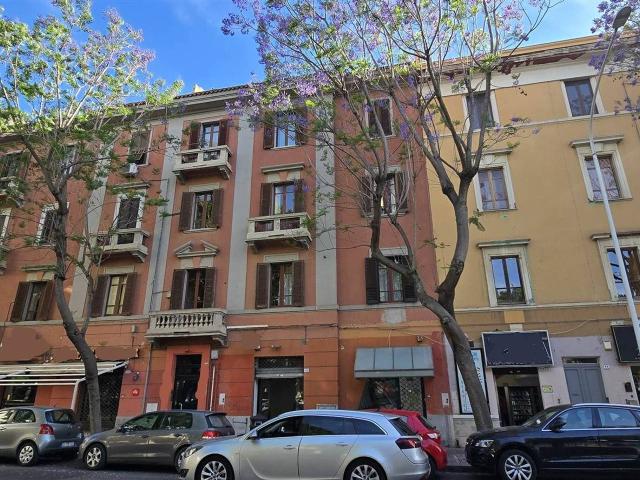 Negozio in affitto a Cagliari