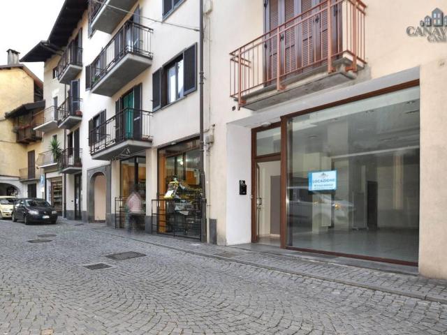 Negozio in affitto a Castellamonte