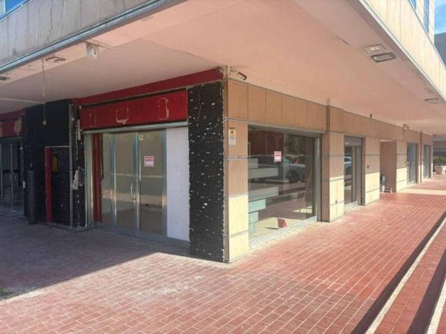Negozio in affitto a Casalnuovo Di Napoli