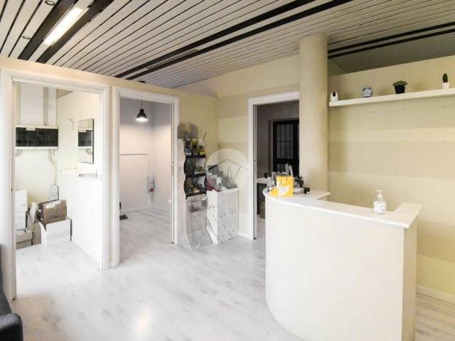 Negozio in affitto a Casalpusterlengo