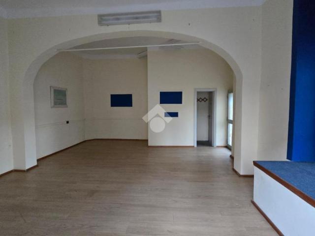 Negozio in affitto a Casarza Ligure