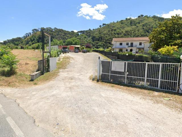 Negozio in affitto a Cervaro