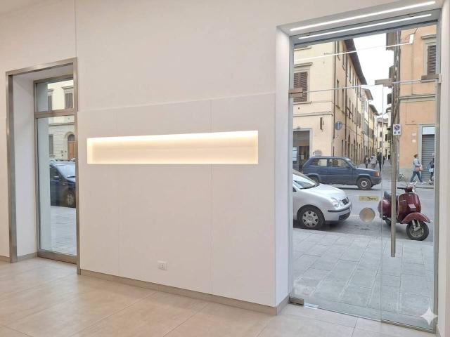 Negozio in affitto a Catania