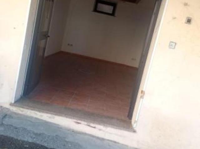 Negozio in affitto a Catanzaro