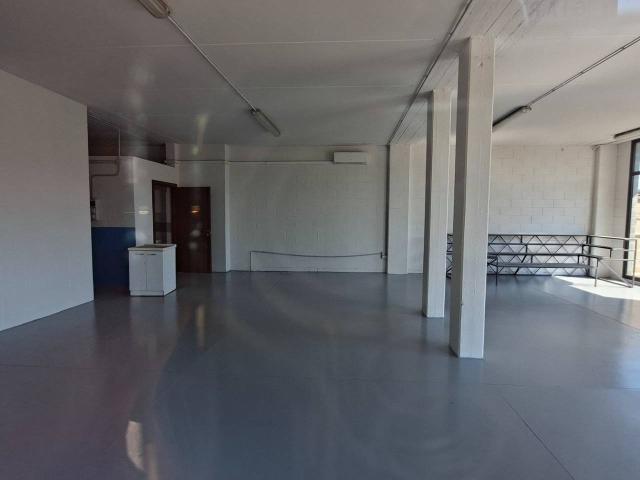 Negozio in affitto a Covo