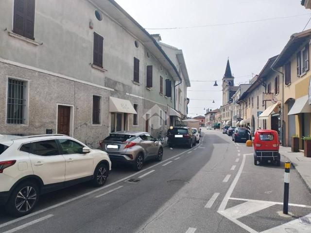 Negozio in affitto a Dello