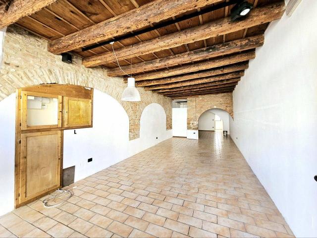 Negozio in affitto a Este
