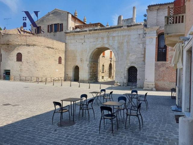 Negozio in affitto a Fano