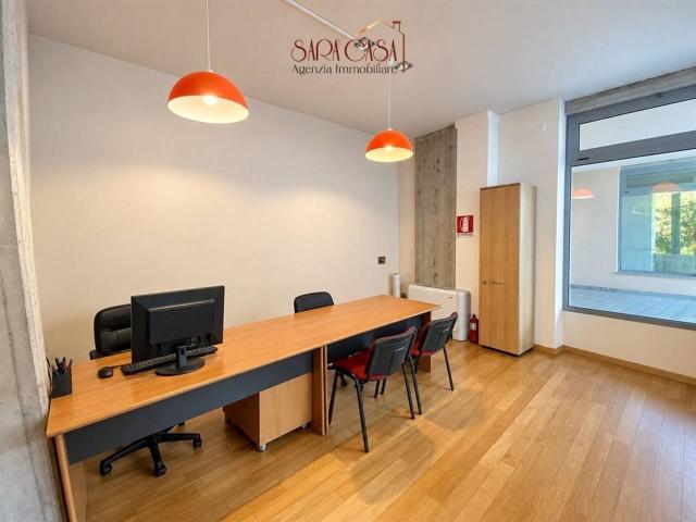 Negozio in affitto a Faenza