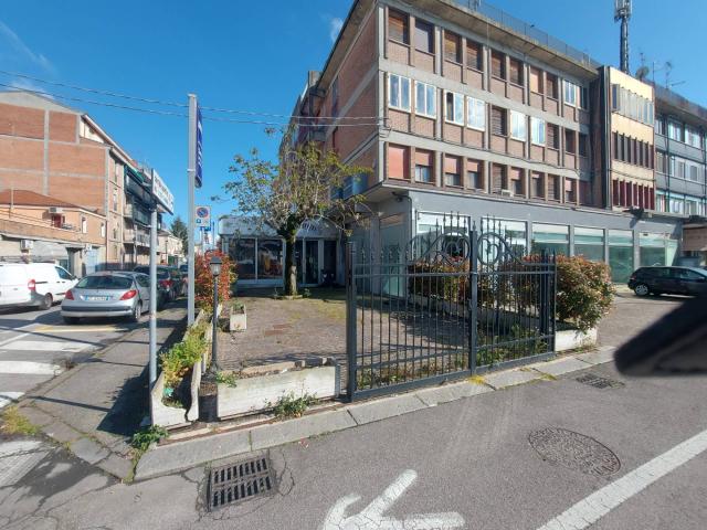 Negozio in affitto a Ferrara