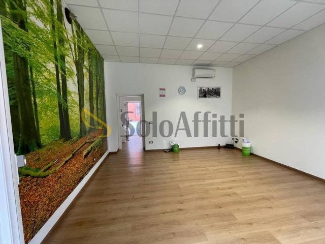 Negozio in affitto a Gallarate