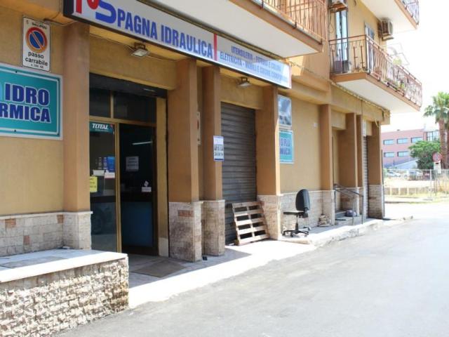 Negozio in affitto a Gallipoli