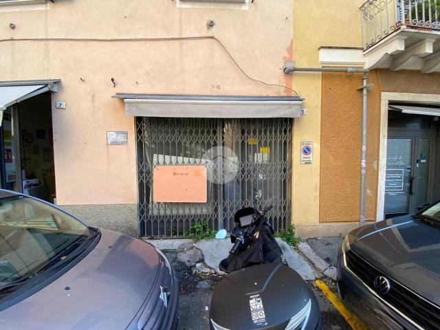 Negozio in affitto a Genova