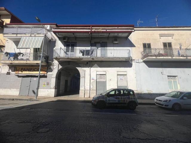 Negozio in affitto a Grumo Nevano