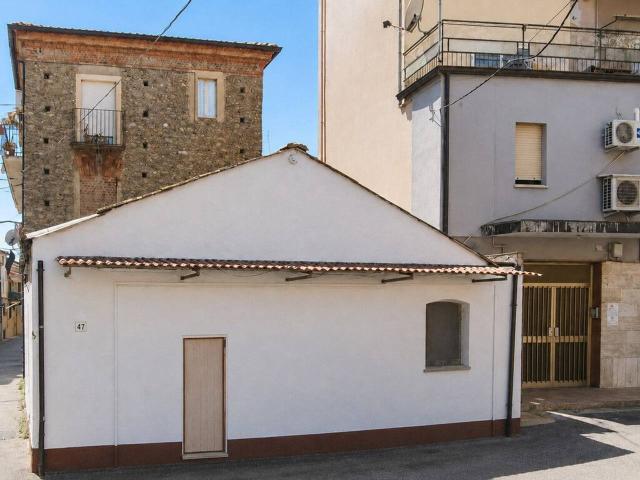 Negozio in affitto a Lamezia Terme