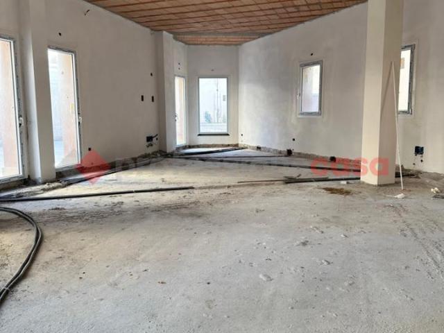 Negozio in affitto a Livorno