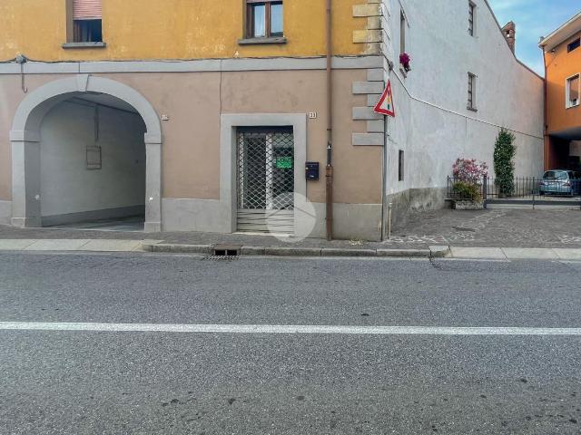 Negozio in affitto a Lograto
