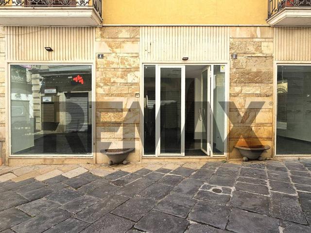 Negozio in affitto a Lucera
