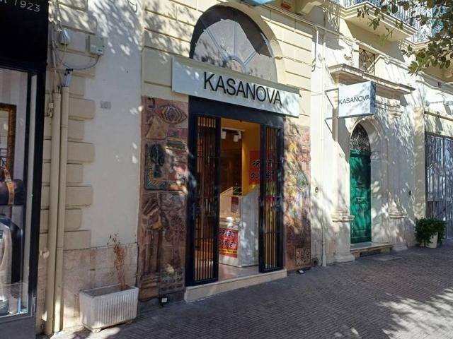 Negozio in affitto a Matera