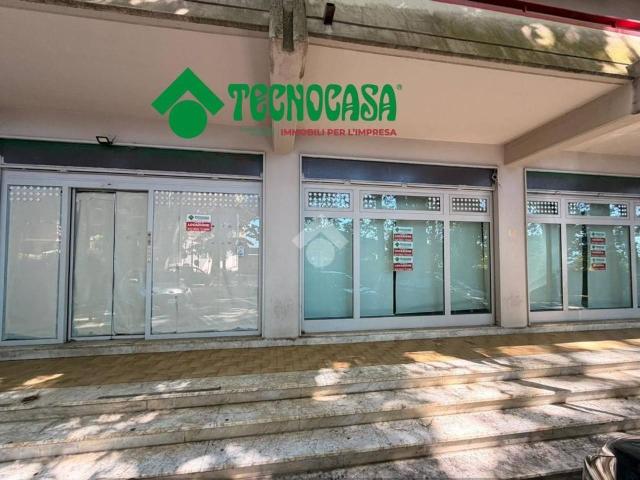 Negozio in affitto a Mercogliano