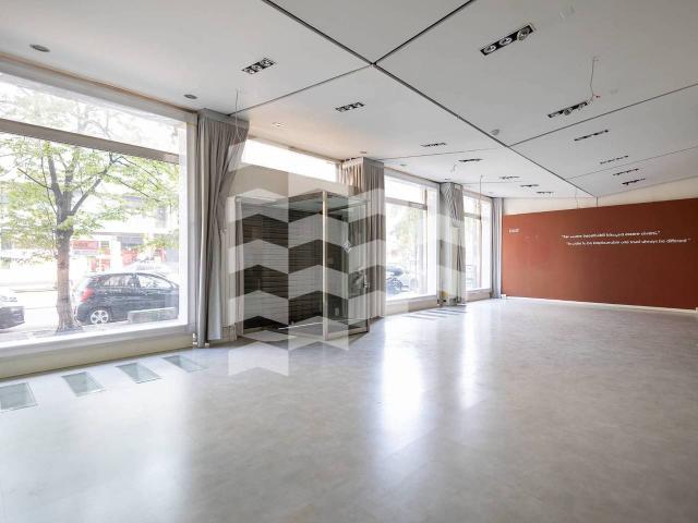Negozio in affitto a Milano
