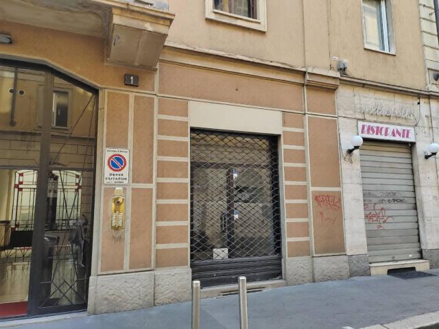 Negozio in affitto a Milano