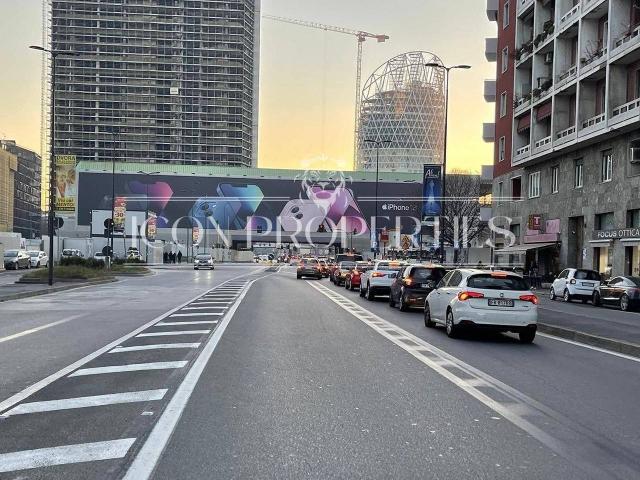 Negozio in affitto a Milano