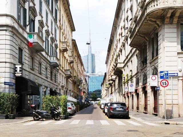 Negozio in affitto a Milano