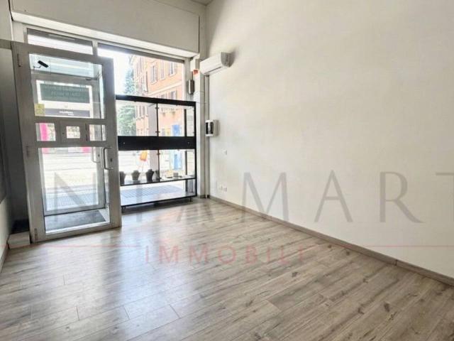 Negozio in affitto a Milano