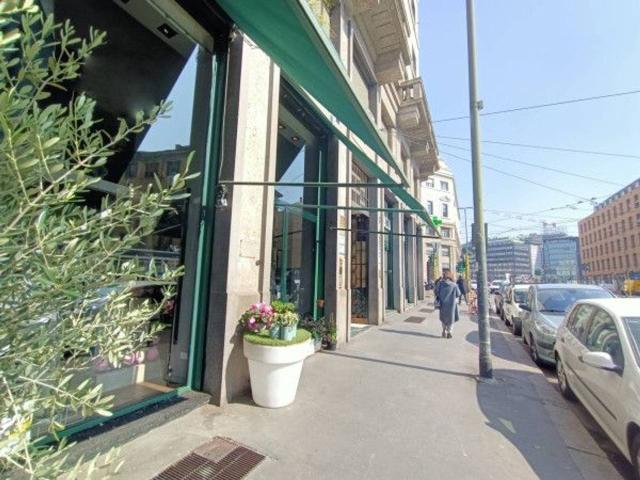 Negozio in affitto a Milano