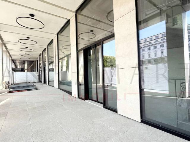 Negozio in affitto a Milano